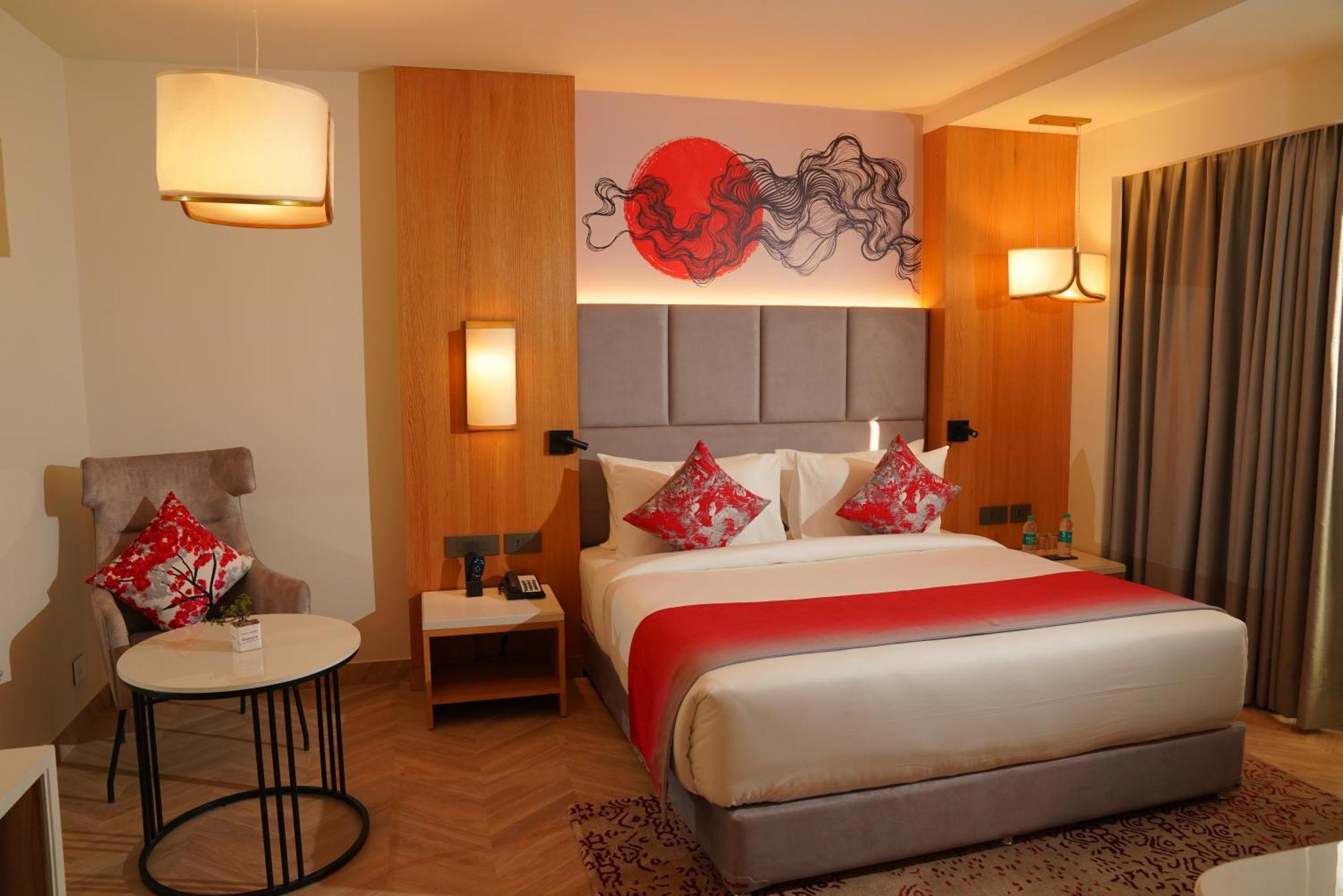 Ramada By Wyndham Gorakhpur Gorakhnath Mandir Road Hotel Buitenkant foto